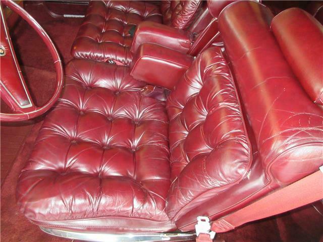 1977 White Chrysler New Yorker Coupe