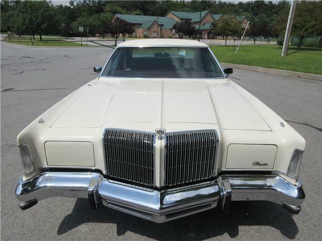 1977 White Chrysler New Yorker Coupe