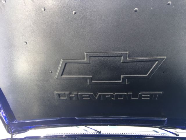 1986 Blue Chevrolet C-10 Standard Cab Pickup