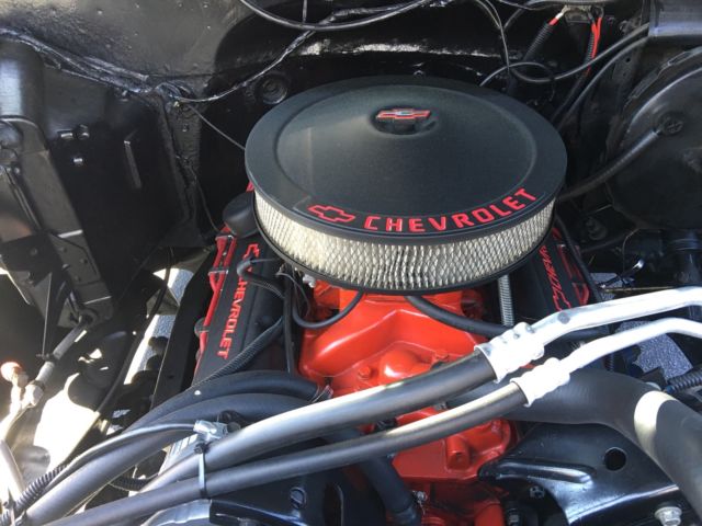 1986 Blue Chevrolet C-10 Standard Cab Pickup