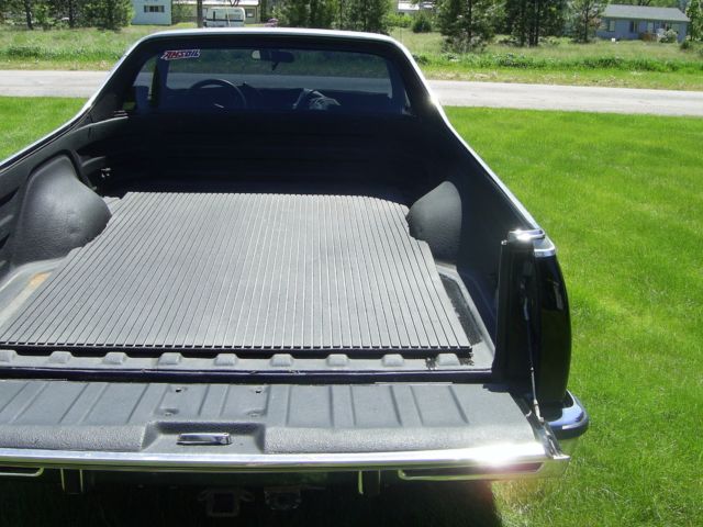 1986 black/silver Chevrolet El Camino --