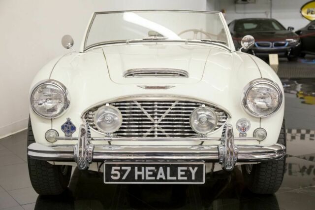 1957 Red Austin Healey 100/6 BN4 Roadster --