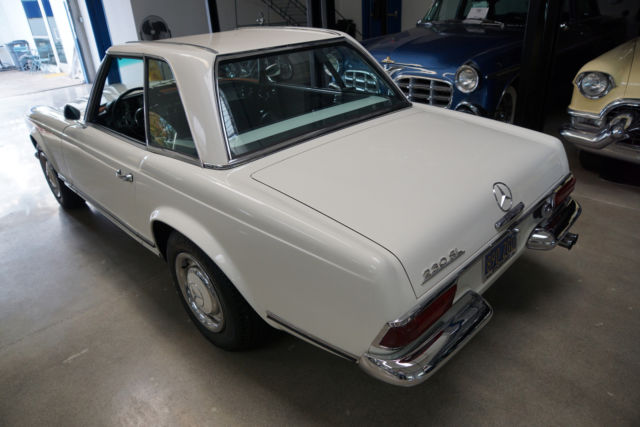 1967 White Mercedes-Benz 200-Series Convertible