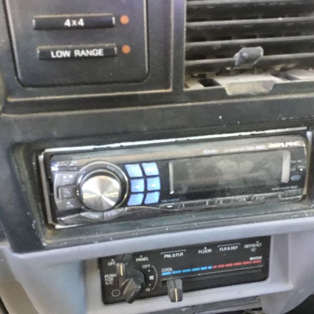 1994 Le blue Ford Ranger Crew Cab Pickup