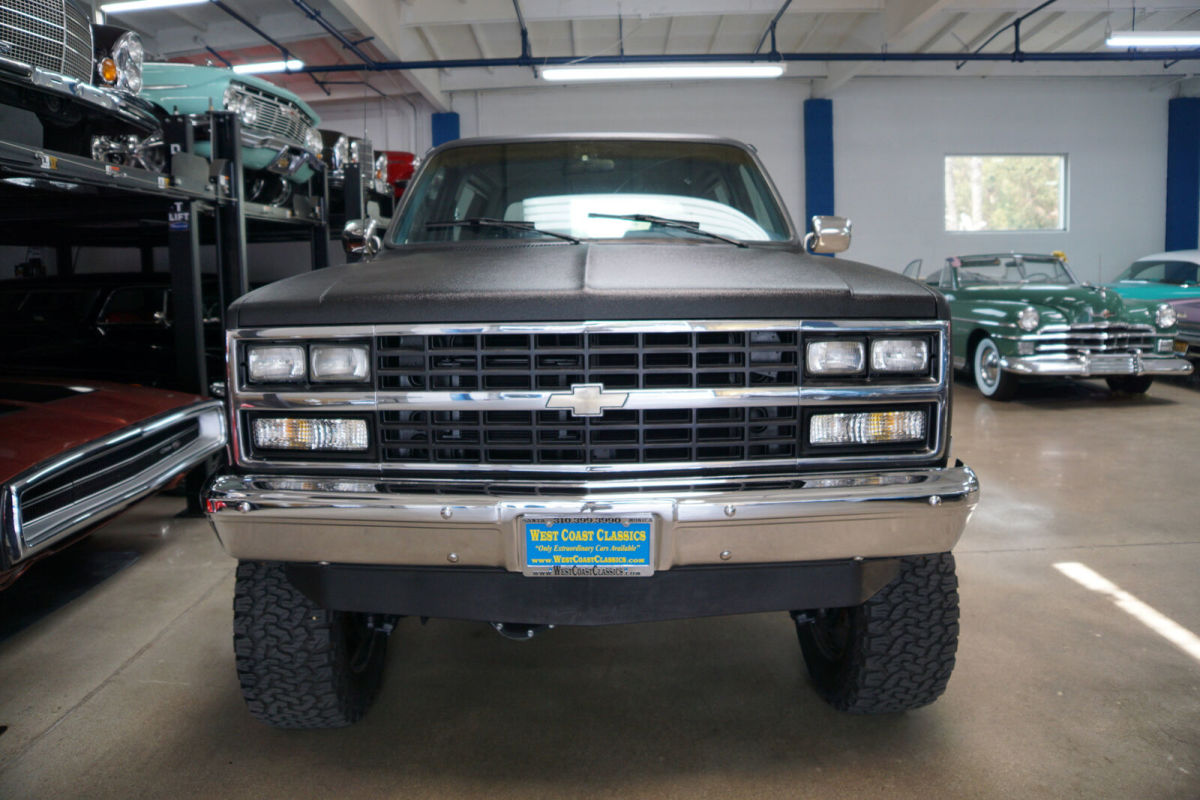1989 Black Chevrolet Blazer Silverado 4WD Custom 5.7L LS V8 SUV