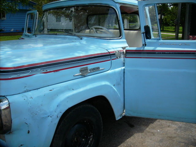 1959 blue Ford F-100 2 door