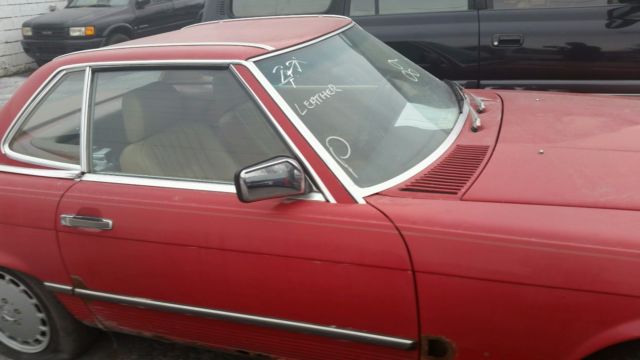1989 Red Mercedes-Benz SL-Class Convertible