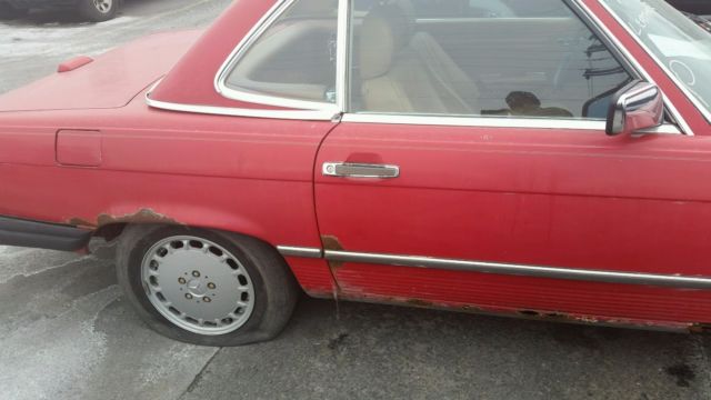 1989 Red Mercedes-Benz SL-Class Convertible
