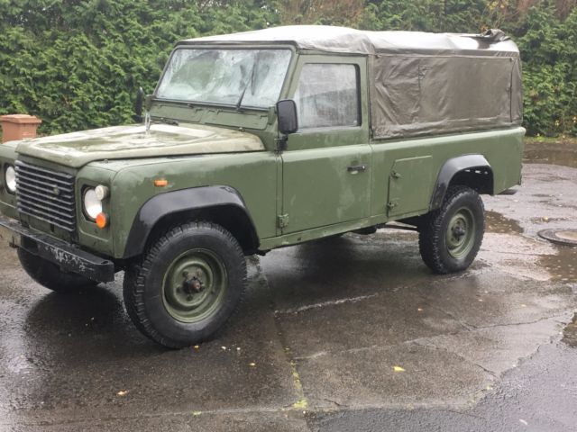 1990 Land Rover Defender