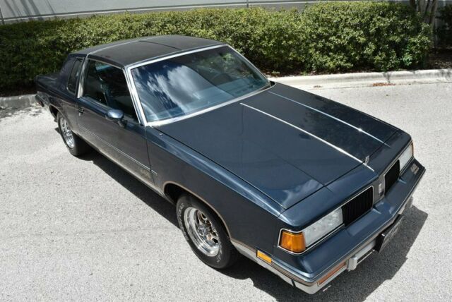 1987 Blue Oldsmobile 442 Coupe