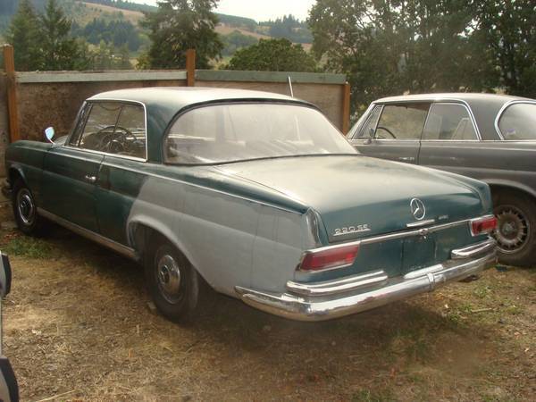 1963 Mercedes-Benz 200-Series
