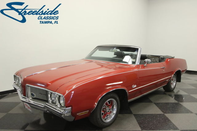 1970 Red Oldsmobile Cutlass Convertible