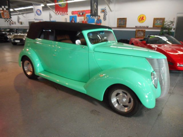 1957 mint Green Ford Other Convertible