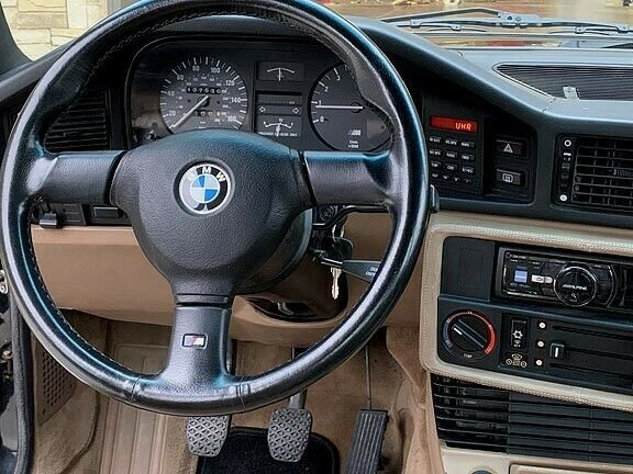 1988 BMW M5