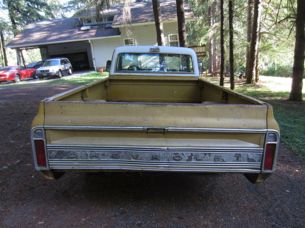 1972 Gold Chevrolet C-10