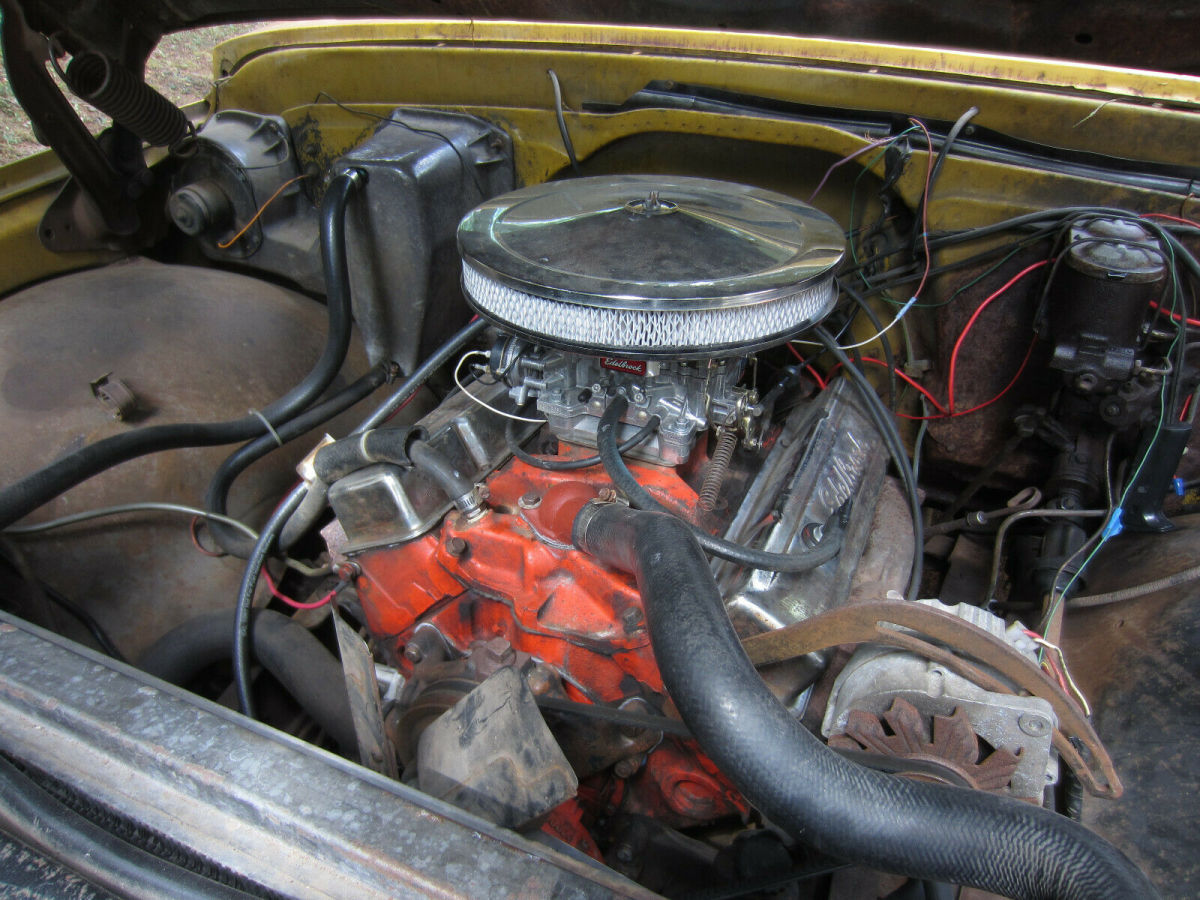 1972 Gold Chevrolet C-10