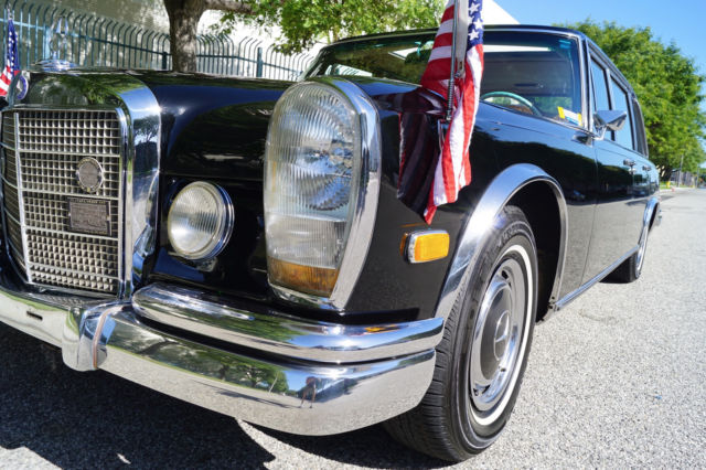 1972 Black Mercedes-Benz 600 5/6 Passenger Limousine Limousine