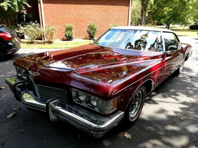 1973 Burgundy Buick Riviera Coupe