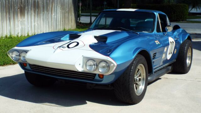 1963 Blue Chevrolet Corvette Coupe