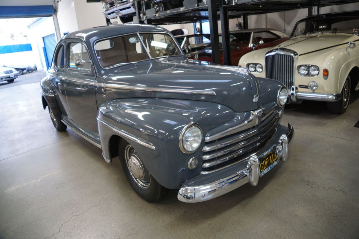 1948 Gray Ford DeLuxe 2 Door Business Coupe --