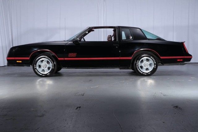 1987 Black Chevrolet Monte Carlo Coupe