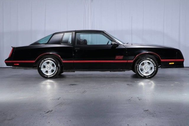 1987 Black Chevrolet Monte Carlo Coupe