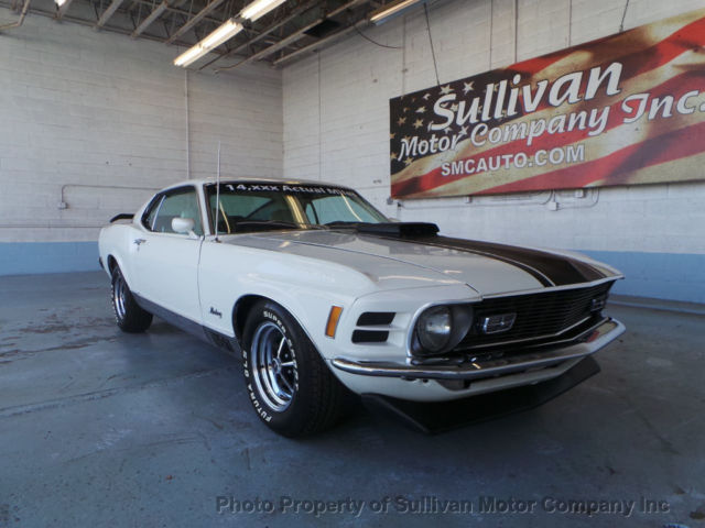 1970 White Ford Mustang