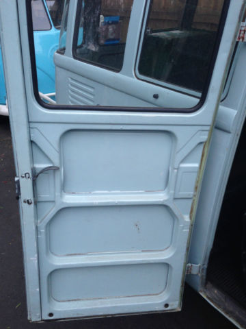 1971 Gray Blue Volkswagen Bus/Vanagon Standard Passenger Van