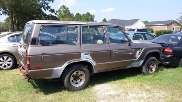 1985 Gold Toyota Land Cruiser SUV