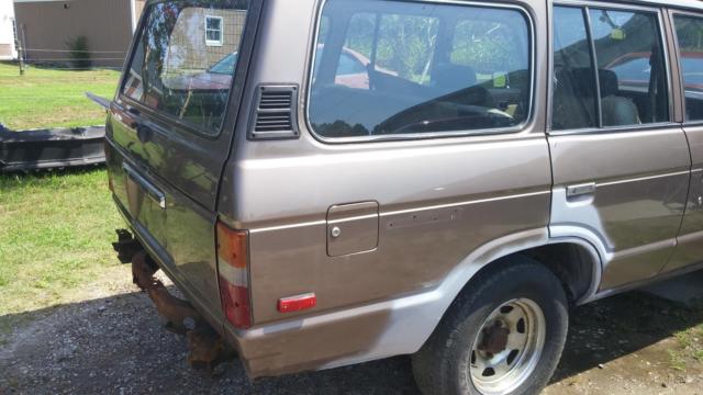 1985 Gold Toyota Land Cruiser SUV