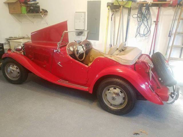 1952 Red MG T-Series Convertible