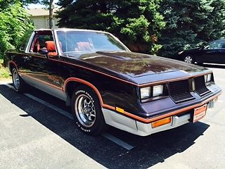 1983 Black Oldsmobile 442 Coupe