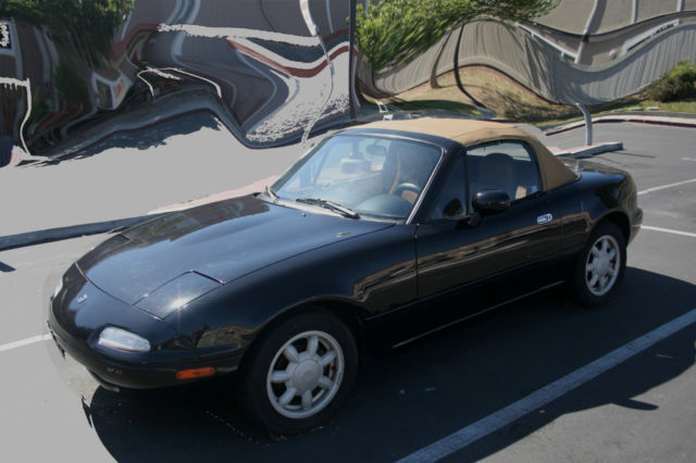 1993 Black Mazda MX-5 Miata Convertible