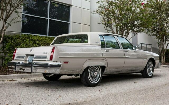 1983 Gray Oldsmobile Ninety-Eight Sedan