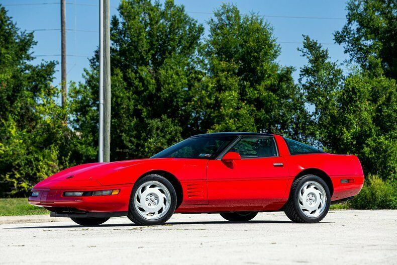 1992 Red Chevrolet Corvette Coupe