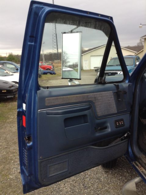 1988 Blue Ford F-450 Cab & Chassis