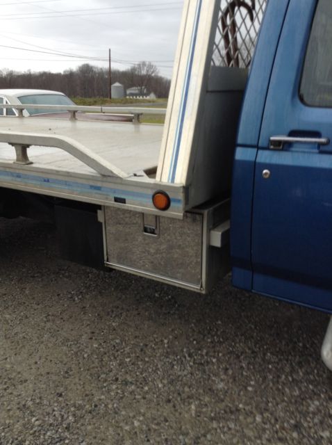 1988 Blue Ford F-450 Cab & Chassis