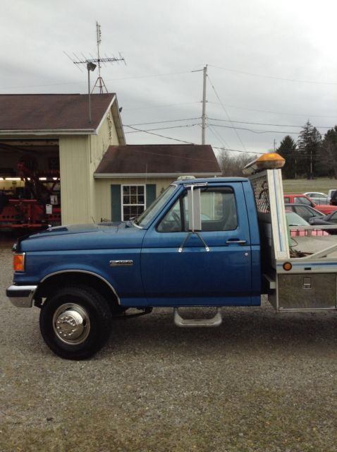 1988 Blue Ford F-450 Cab & Chassis