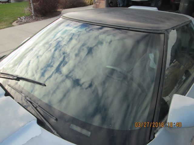 1985 Light Blue over Dark Blue Chevrolet Corvette Coupe
