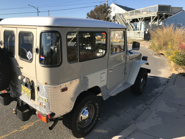 1980 Desert Beige Toyota Land Cruiser
