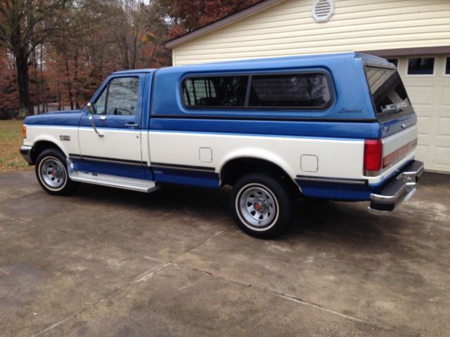 1990 White and Blue Ford F-150 Cab & Chassis