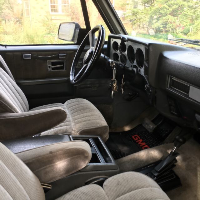1990 GMC Suburban SUV