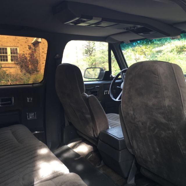 1990 GMC Suburban SUV