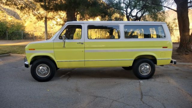 1991 Yellow Ford E-Series Van Standard Passenger Van