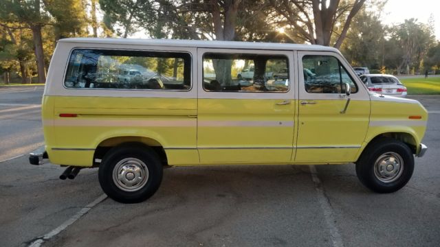 1991 Yellow Ford E-Series Van Standard Passenger Van