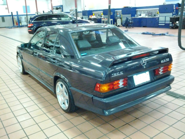 1986 dark grey Mercedes-Benz 190-Series Sedan