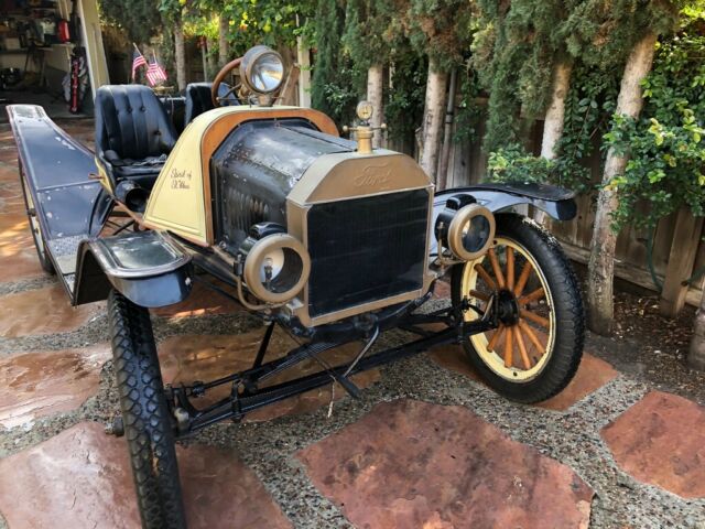 1913 Yellow and black Ford Model T