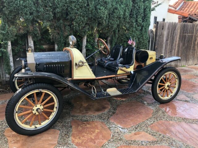 1913 Yellow and black Ford Model T