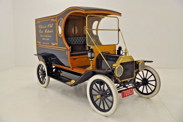 1914 Blue Ford Model T