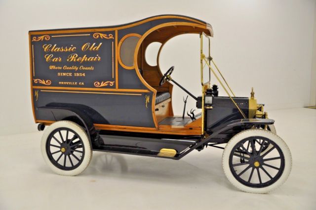 1914 Blue Ford Model T